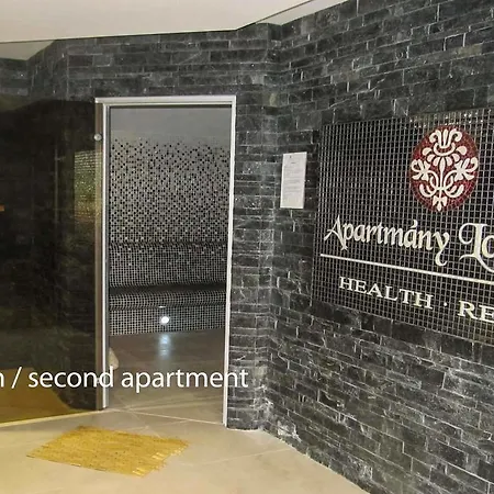 Apartman Lomnica C12